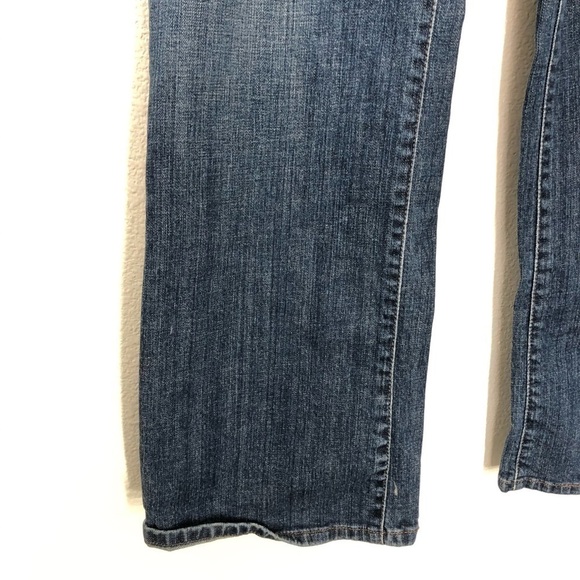 PLUS Levi’s Relaxed Boot Cut 550 Jeans - Picture 5 of 7